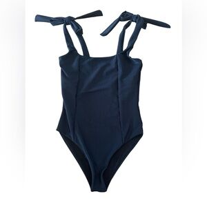 New! Beach Riot Womens Ribbed One-Piece black medium swimsuit